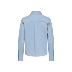 Image 4 : Chemise femme Only bleu azur, détail tissu léger et finitions soignées — Delvale