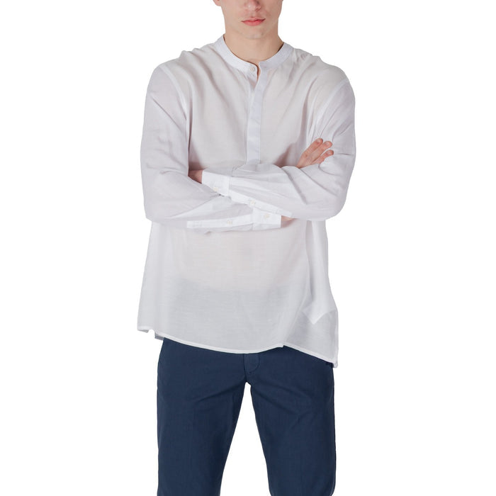 Image 5 : Look homme complet avec chemise Antony Morato blanche col mao et pantalon bleu marine — Delvale