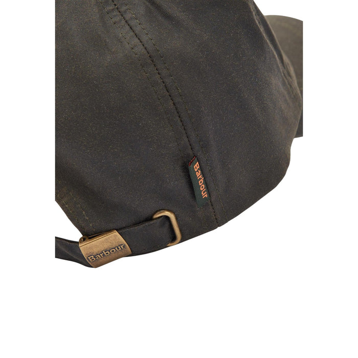 Image 4 : Chapeau Barbour homme vert porté, style outdoor authentique — Delvale