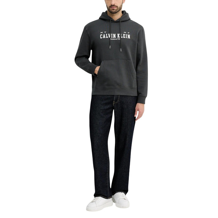 Image 3 : Détail imprimé blanc Calvin Klein Established 1968 sur sweat gris homme — Delvale