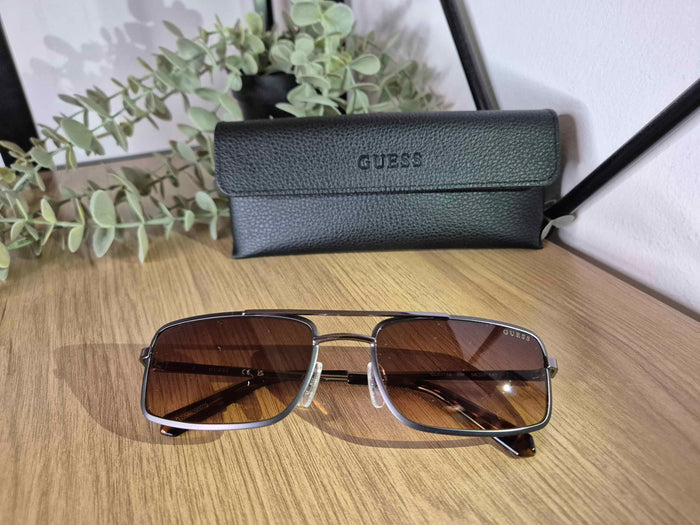 Lunettes de soleil Guess Homme Aviateur Rectangulaire Verres Ambrés