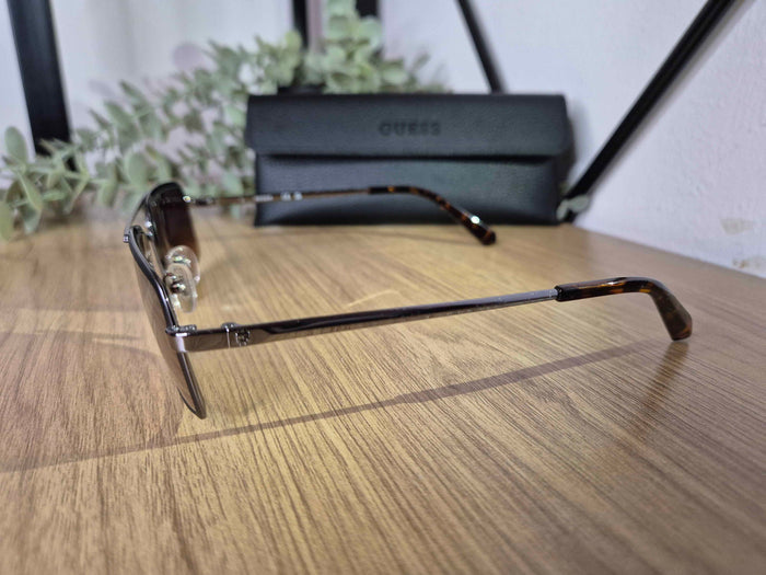 Lunettes de soleil Guess Homme Aviateur Rectangulaire Verres Ambrés