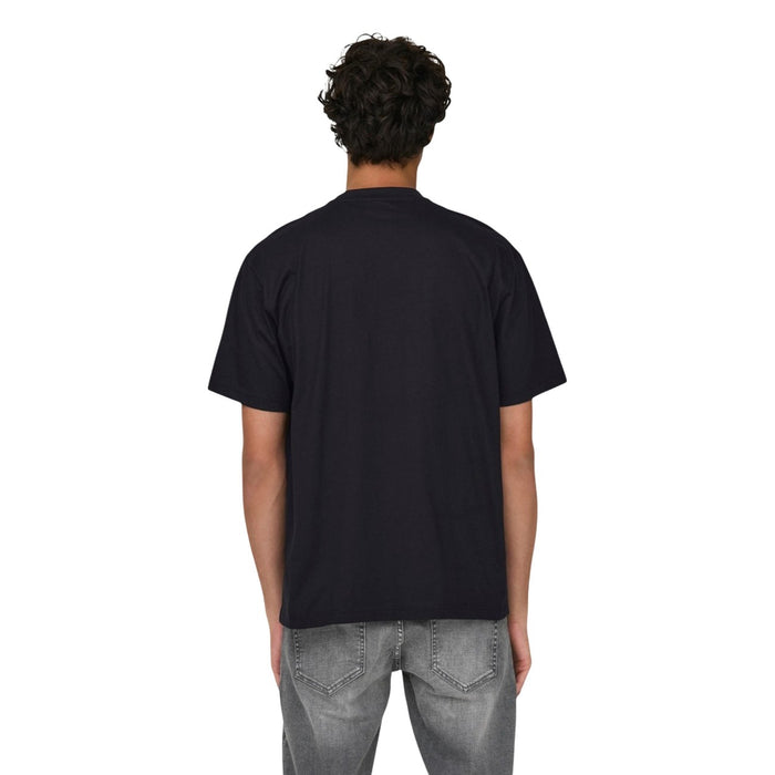 Image 2 : T-shirt Only & Sons noir manches courtes, détail de la coupe — Delvale