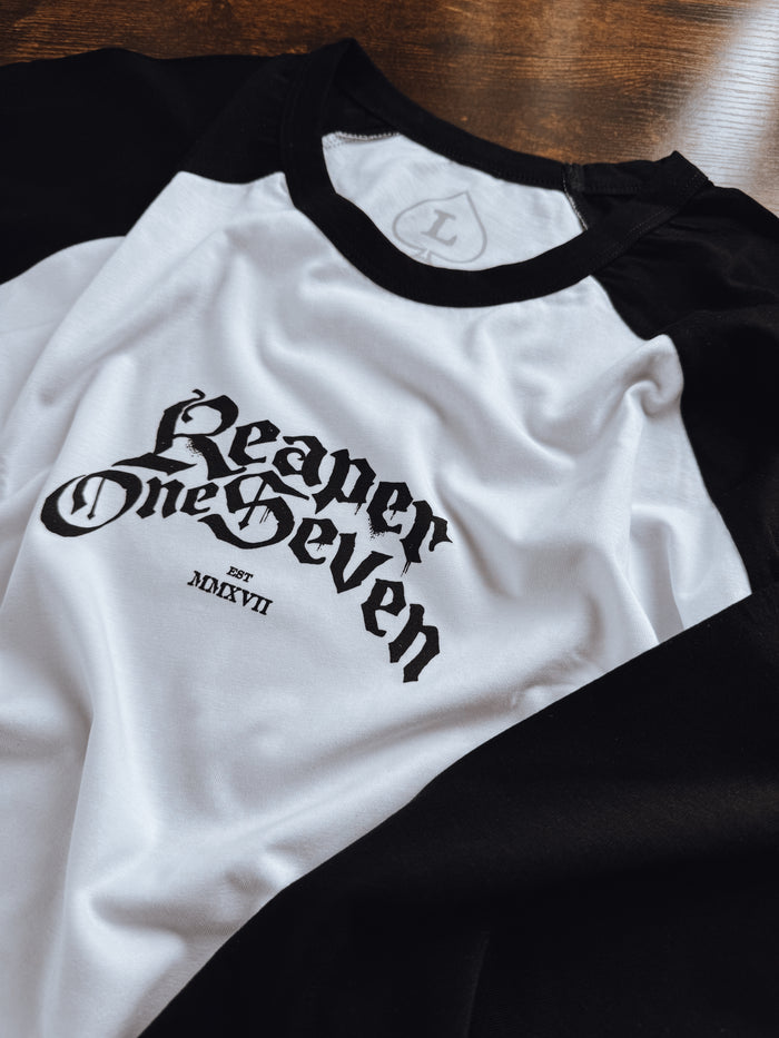 R17 Raglan