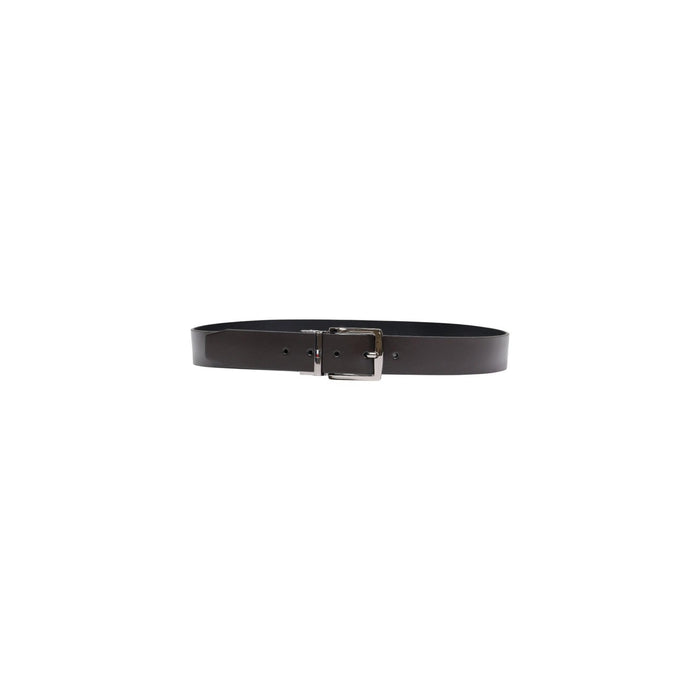 Image 1 : Ceinture en cuir marron Tommy Hilfiger homme avec boucle rectangle argentée, vue de face sur fond blanc — Delvale