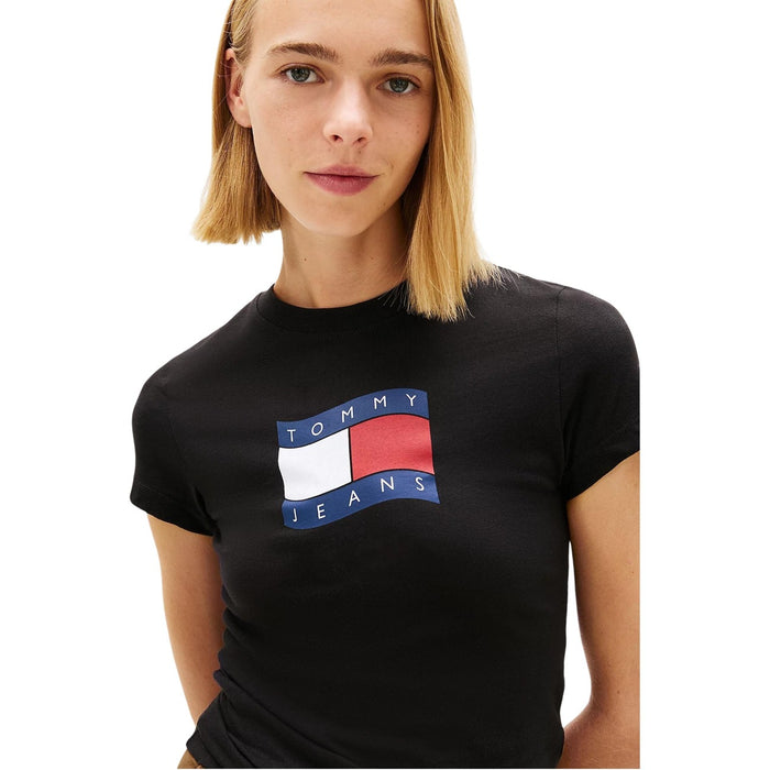 Image 2 : Détail de l'imprimé élégant du t-shirt Tommy Hilfiger Jeans noir femme en coton organique — Delvale
