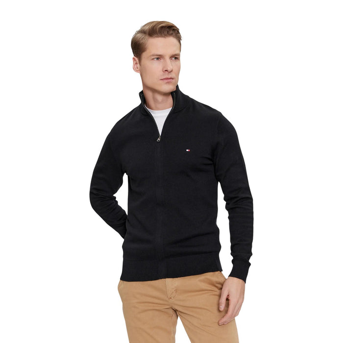 Image 1 : Pull homme Tommy Hilfiger noir col rond, vue de face — Delvale